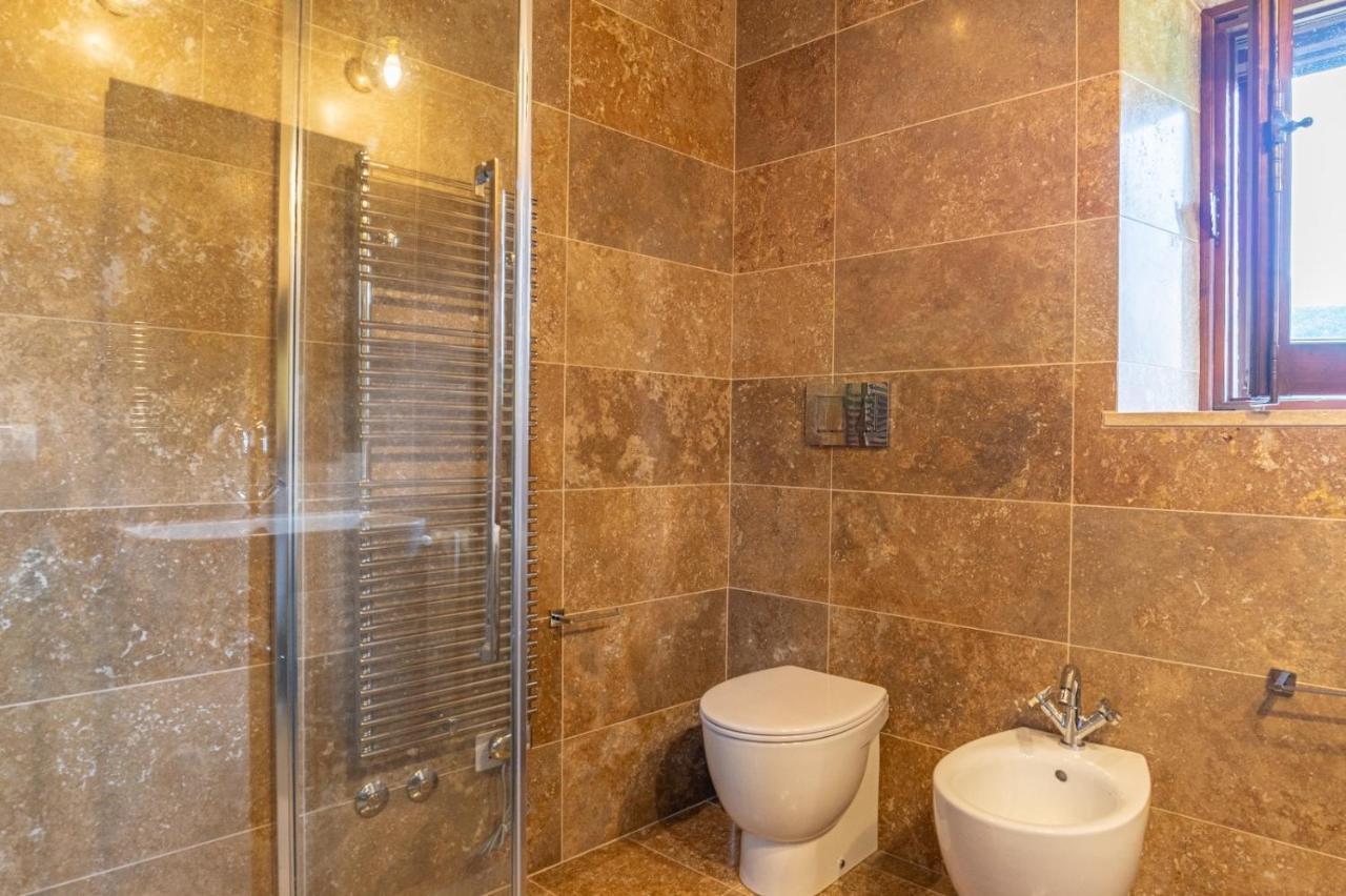 Podere Bargnano Cetona, Sleeps 12, Pool, Wifi, Air Conditioning Luaran gambar