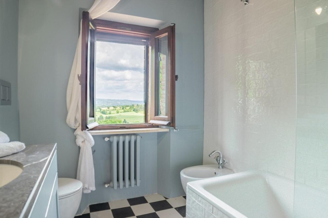 Podere Bargnano Cetona, Sleeps 12, Pool, Wifi, Air Conditioning Luaran gambar